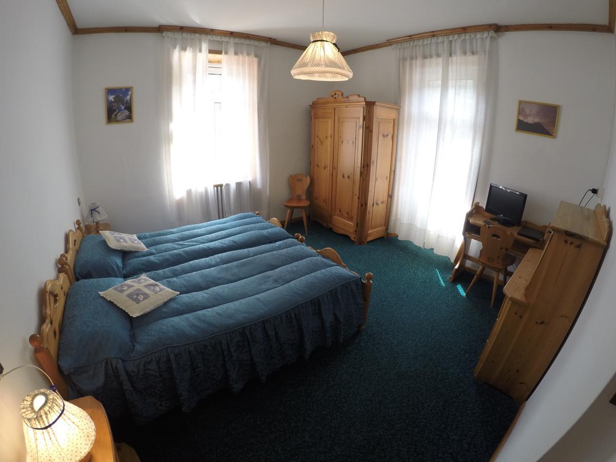 Hotel Fiames Cortina d'Ampezzo Ngoại thất bức ảnh