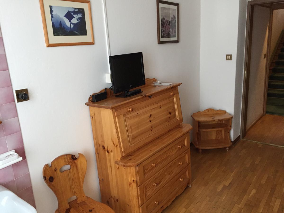 Hotel Fiames Cortina d'Ampezzo Ngoại thất bức ảnh