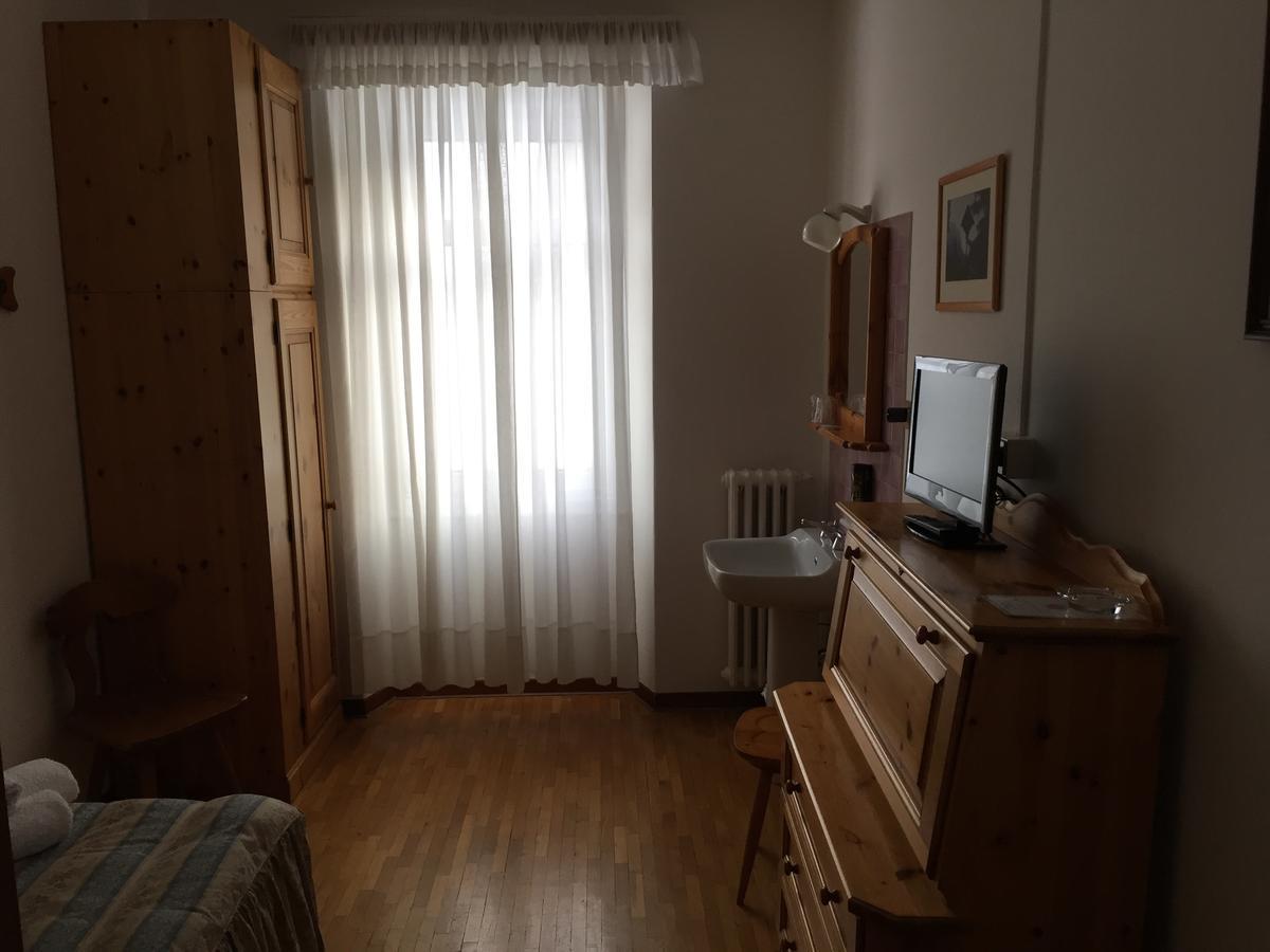 Hotel Fiames Cortina d'Ampezzo Ngoại thất bức ảnh